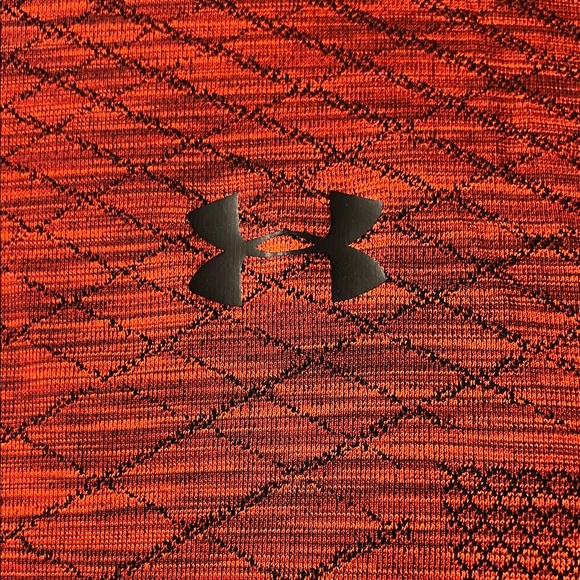 Under Armour Men's Patterned Orange/Red 3/4 Sleeve Tee - Picture 2 of 4